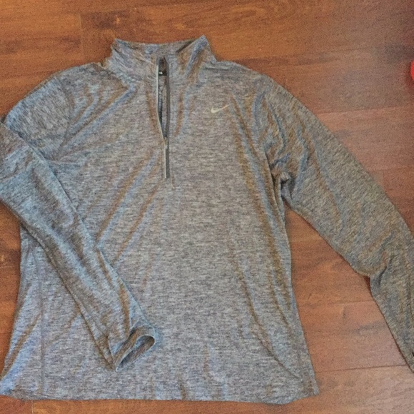 Nike Tops - NWOT Nike Dri-Fit pullover. Half zip